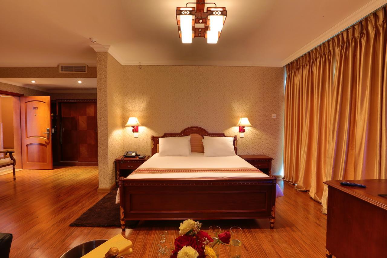 Abyssinia Renaissance Hotel Αντίς Αμπέμπα Εξωτερικό φωτογραφία